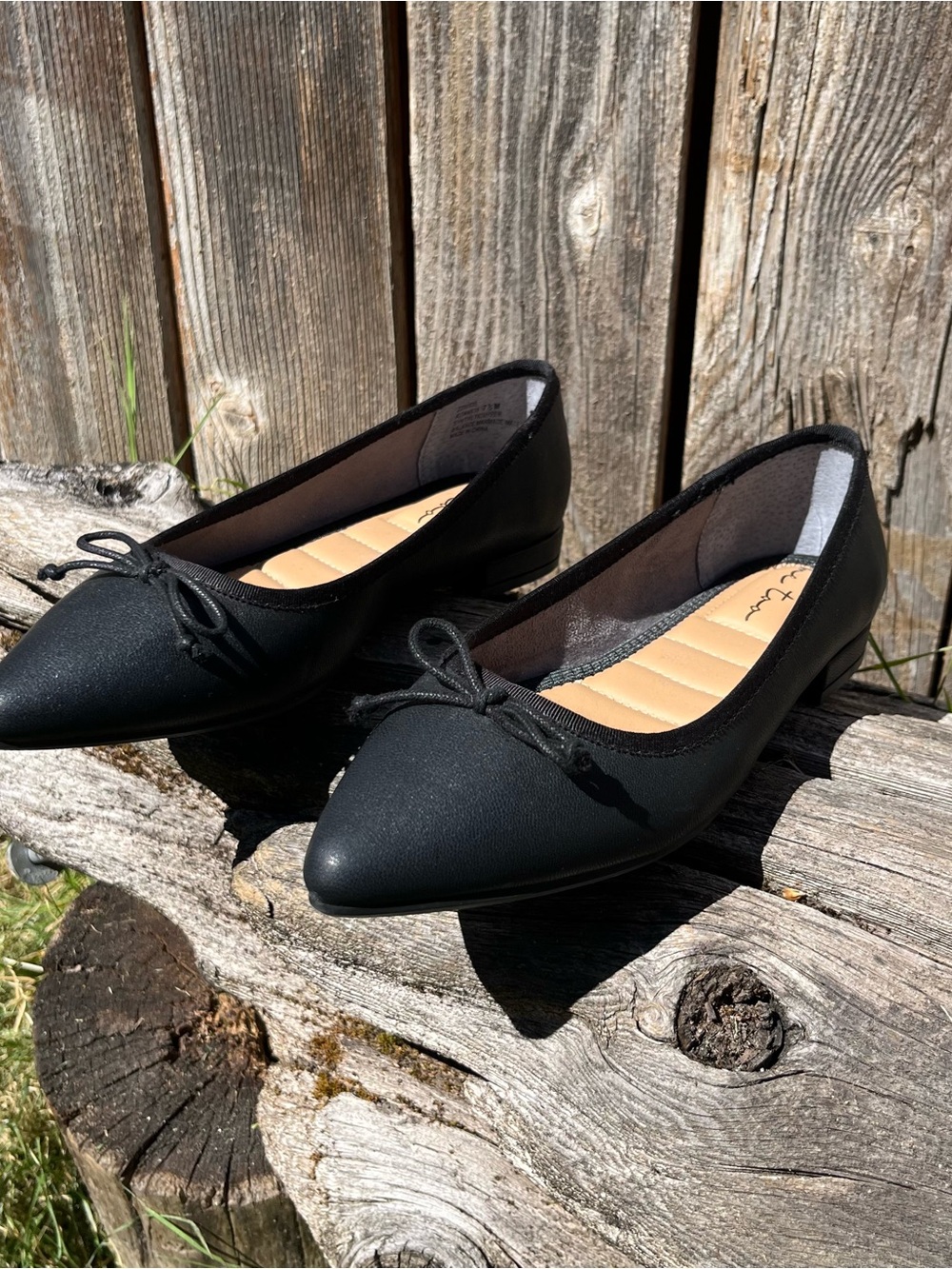 Me Too black pointed ballet flat size 7.5 - Picture 9 of 17